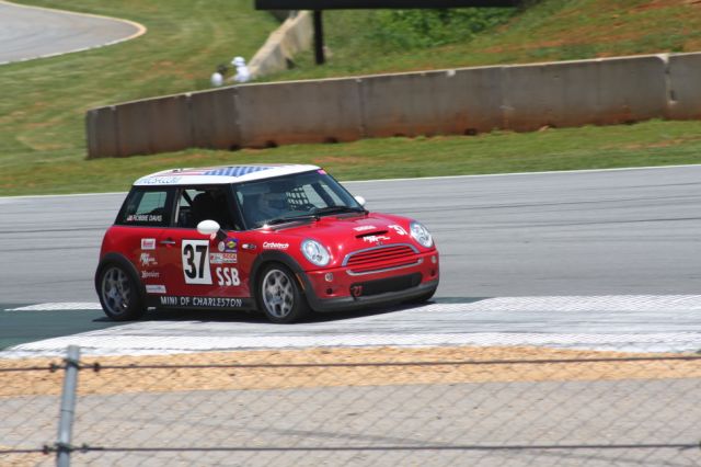 Mini Cooper Racing in Georga