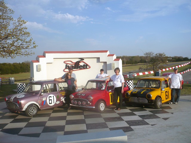 Mini Mania Mini's at Hallet Raceway Oklahoma - Mini Mania Inc.