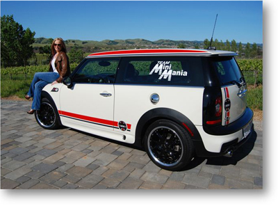 Julie Racine - I grew up around Mini's - Mini Mania Julie Racine - I grew up around Mini's - Mini Mania