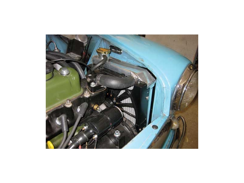 Classic Austin Mini Cooper Super Trick alloy radiator side mount cooling