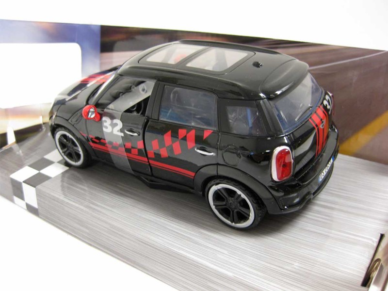 Mini Cooper Countryman Toy 1:24 Scale Model Black W/sunroof