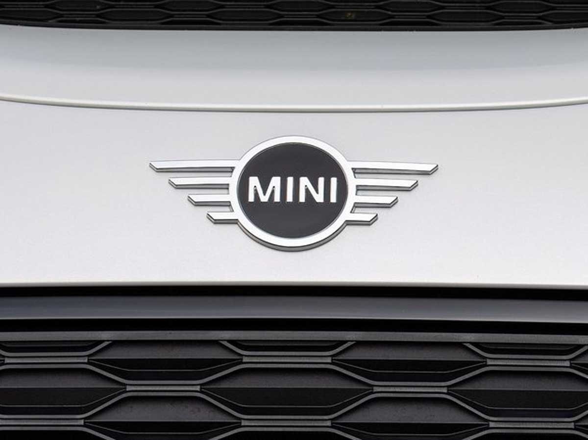 Mini Cooper Front Wings Emblem Badge OEM Gen3 F60 Countryman 2020-2022