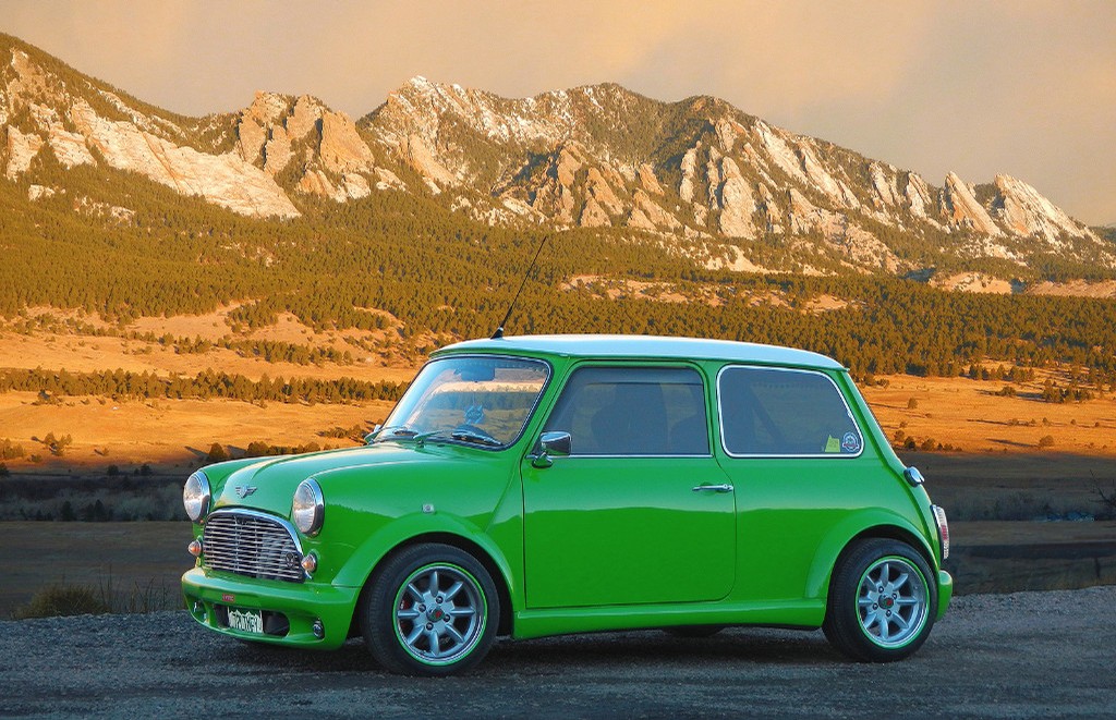 Mini_Meet_East_Meets_West_2019