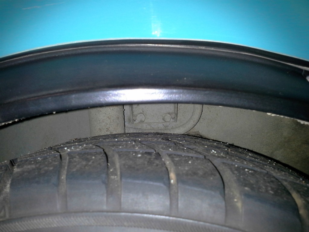 front_tires_rubbing_when_turning