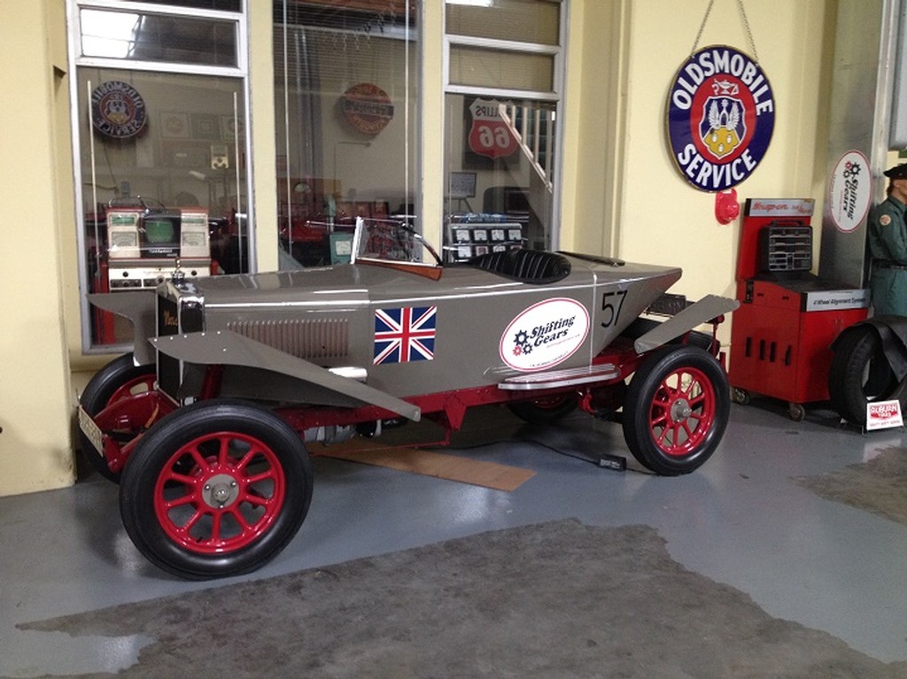 Dixon_british_car_show